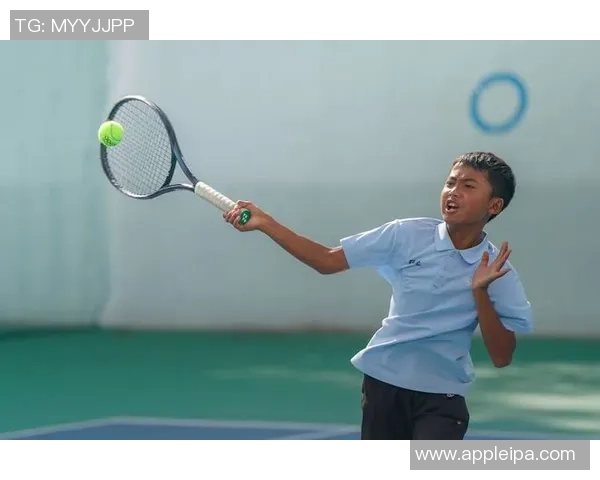 西安网球队的团队协作之道：网球巨献背后的默契与拼搏精神