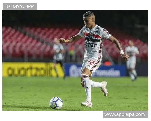 戈伊亚斯与隆迪那激战正酣谁能在这场较量中笑到最后